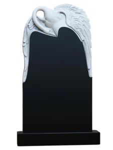 Памятник с лебедем, голубем